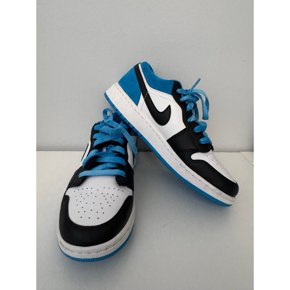 Air Jordan 1 Low Laser Blue CT1564004 Youth Size 4.5